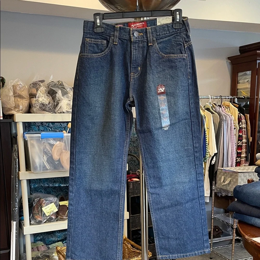 Arizona relaxed for straight leg husky size 10 dark wash denim jeans NWT